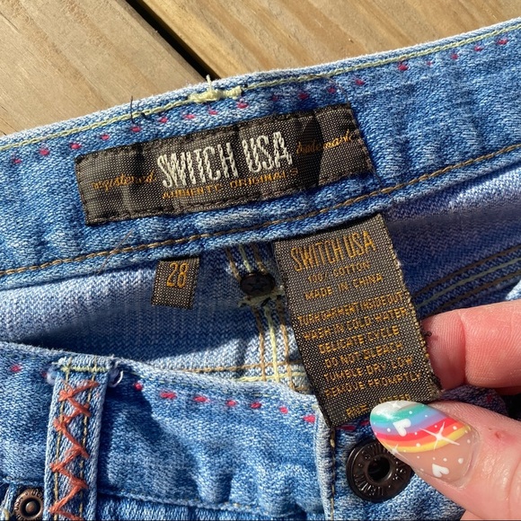 SWITCH USA | Heaven Low Rise Flare Embroidered Denim Jeans 28 - Picture 7 of 8